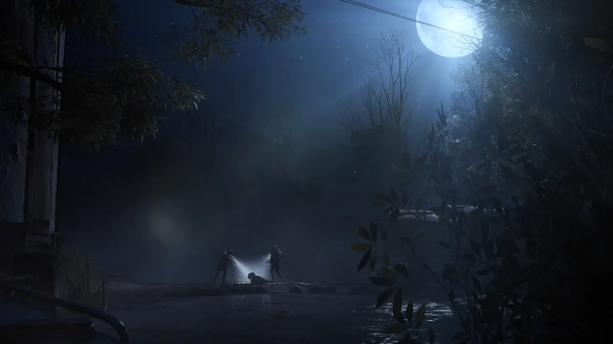 Two raiders with flashlights on a moonlit night in Arc Raiders
